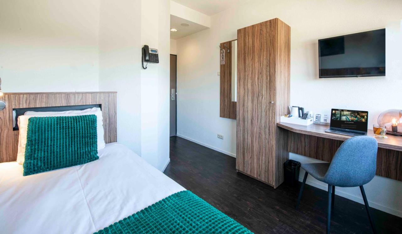 Hotel Wicc Вагенинген Экстерьер фото