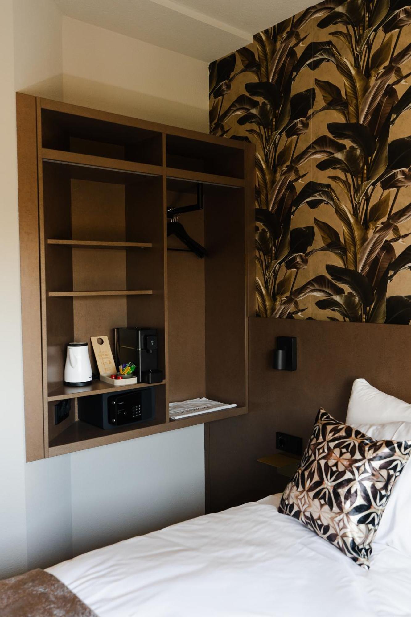 Hotel Wicc Вагенинген Экстерьер фото
